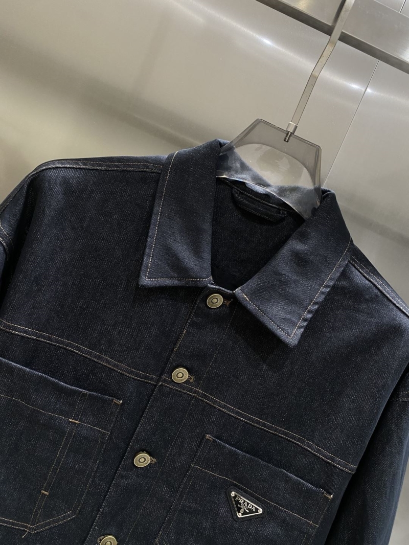 Pra*a outwear